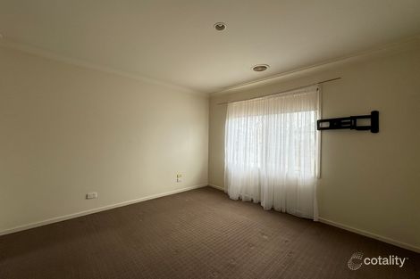 Property photo of 19A Wentworth Drive Taylors Lakes VIC 3038