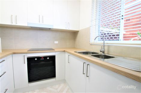 2/62 Mascot Dr, Eastlakes, NSW 2018