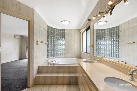 Property photo of 36 Beauty Point Drive Robina QLD 4226