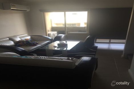 Property photo of 58 Annecy Lane Pakenham VIC 3810