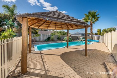 3 Barnes Ct, Craigie, WA 6025