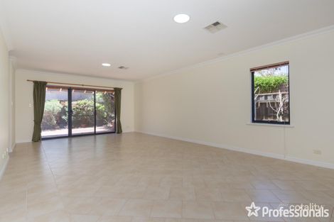 Property photo of 9/37 Central Road Kalamunda WA 6076