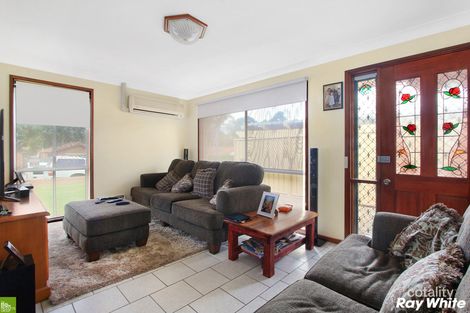 Property photo of 31 Mayfield Circuit Albion Park NSW 2527