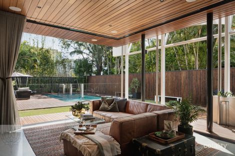 Property photo of 118 D'Arcy Road Seven Hills QLD 4170