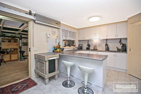 Property photo of 2/37 Eagle Drive Pakenham VIC 3810