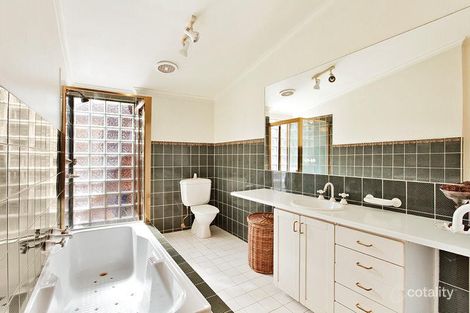 Property photo of 50 Parkside Street Elsternwick VIC 3185
