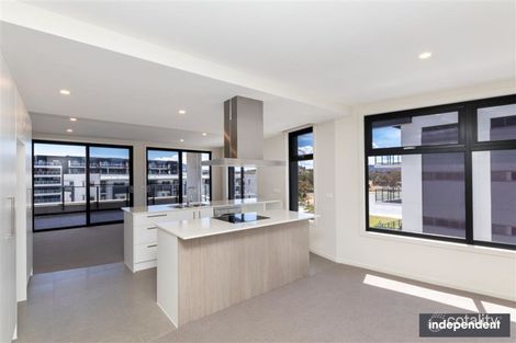 13/1-5 Cynthea Teague Cres, Greenway, ACT 2900