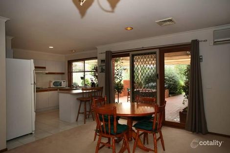 Property photo of 5 Baringa Park Drive Narre Warren South VIC 3805