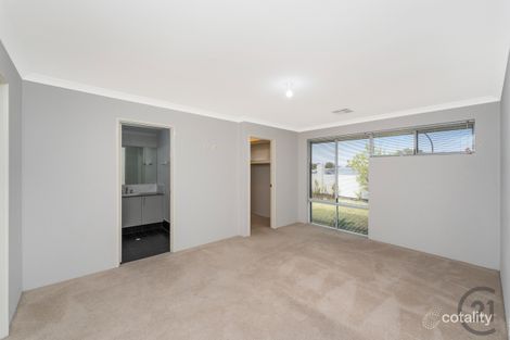 Property photo of 5 Wialki Mews Dawesville WA 6211