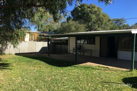 Property photo of 4 Valley Road Halls Head WA 6210