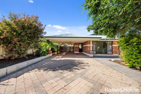 Property photo of 2 Oriel Court College Grove WA 6230