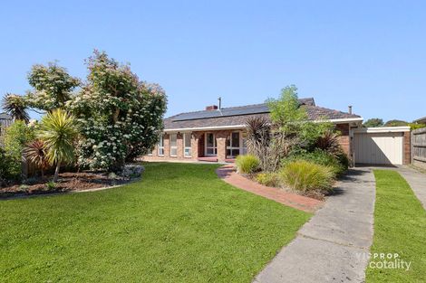 Property photo of 13 Chequers Close Wantirna VIC 3152