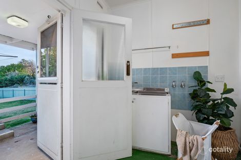 Property photo of 693 Stedman Crescent Albury NSW 2640