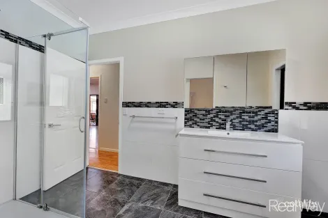 Property photo of 48 Currawong Road Gooburrum QLD 4670