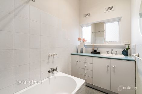 Property photo of 17 Sheffield Street Caulfield South VIC 3162