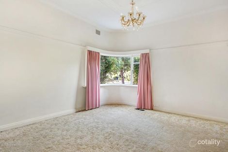 Property photo of 2 Glenbervie Road Strathmore VIC 3041