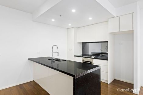 Property photo of 204/3 Red Hill Terrace Doncaster East VIC 3109