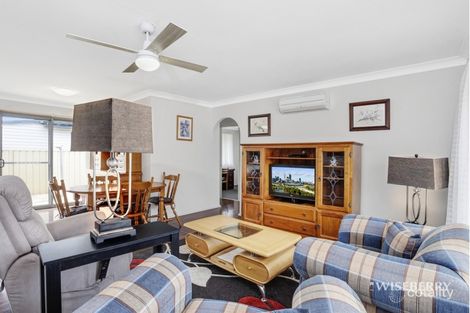 Property photo of 1/81 Manuka Parade Gorokan NSW 2263