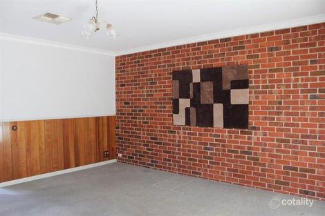 Property photo of 2/461 Kaitlers Road Lavington NSW 2641