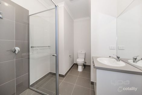 Property photo of 6 Muswell Walk Wyndham Vale VIC 3024
