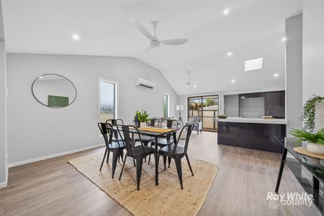 Property photo of 15 Yorkshire Crescent Mount Warren Park QLD 4207