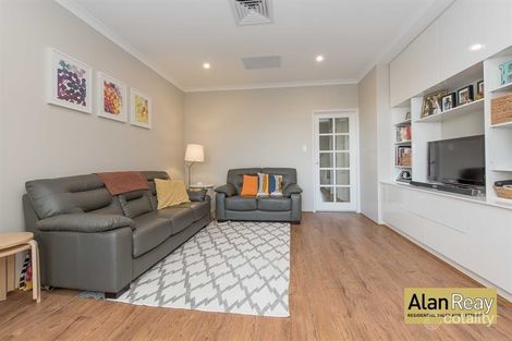 Property photo of 76 Revitalise Circuit Craigie WA 6025