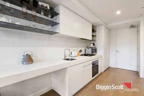 Property photo of 106/2A Henry Street Windsor VIC 3181