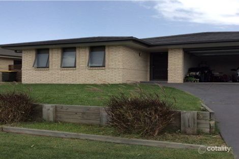 37a Mckeachie Dr, Aberglasslyn, NSW 2320