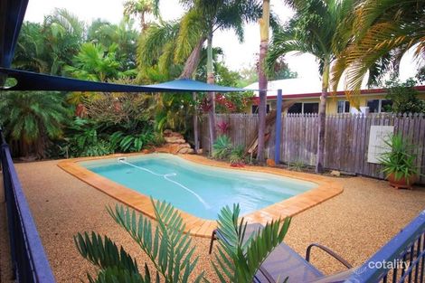 4 Joshua Cres, Bushland Beach, QLD 4818