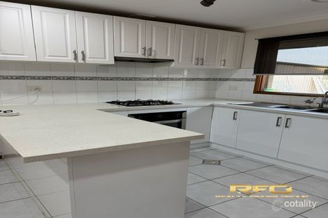 Property photo of 39 Carina Drive Melton VIC 3337