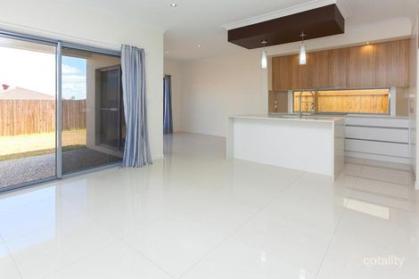 Property photo of 1/21 Magnetic Way Springfield Lakes QLD 4300