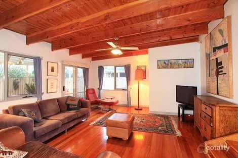 Property photo of 4 Cumberland Crescent Thomastown VIC 3074