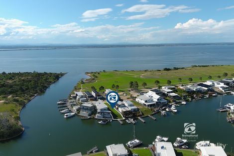 33 Driftwood Cl, Paynesville, VIC 3880
