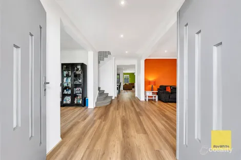 Property photo of 54 Baden Powell Drive Tarneit VIC 3029
