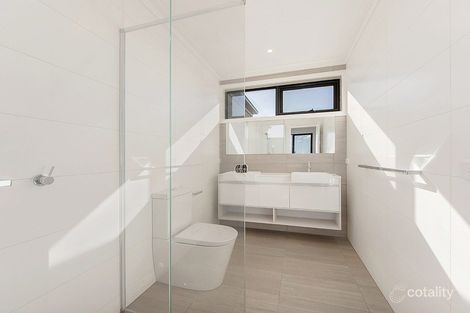 Property photo of 6 Canopy Crescent Hillside VIC 3037