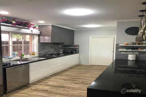 Property photo of 5 Lorena Close Hoppers Crossing VIC 3029