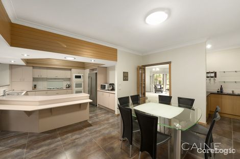 Property photo of 1 Cascade Drive Kew East VIC 3102