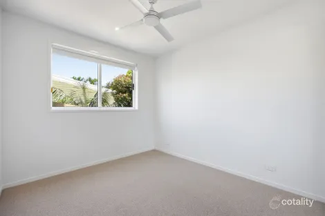 Property photo of 36 Brakes Crescent Miami QLD 4220