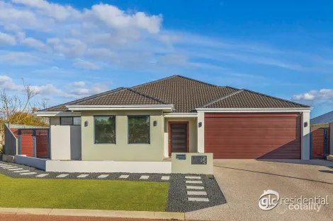 1 Radonich Way, Lake Coogee, WA 6166