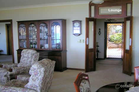 Property photo of 71 Main Coast Road Pine Point SA 5571