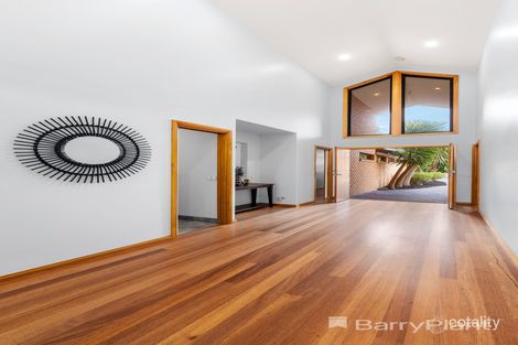 Property photo of 9 The Gables South Morang VIC 3752