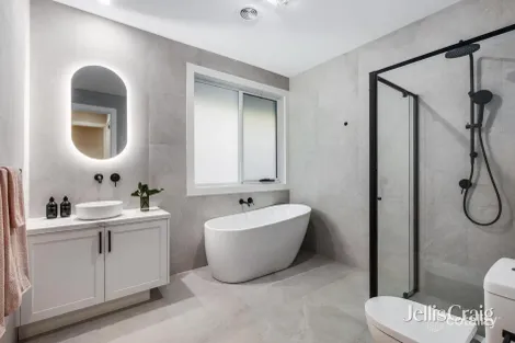 Property photo of 5B Luckins Road Bentleigh VIC 3204
