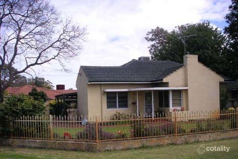 Property photo of 20 Craigie Crescent Manning WA 6152