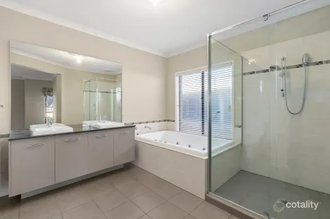 Property photo of 47 La Rochelle Boulevard Point Cook VIC 3030