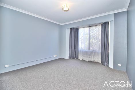 Property photo of 4 Grady Court Waikiki WA 6169