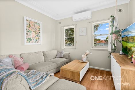 Property photo of 65 Deakin Street Oak Flats NSW 2529