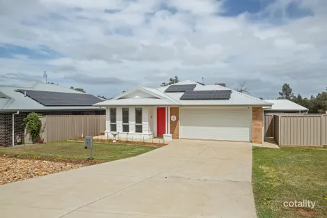 Property photo of 3 William Kelly Drive Coolamon NSW 2701