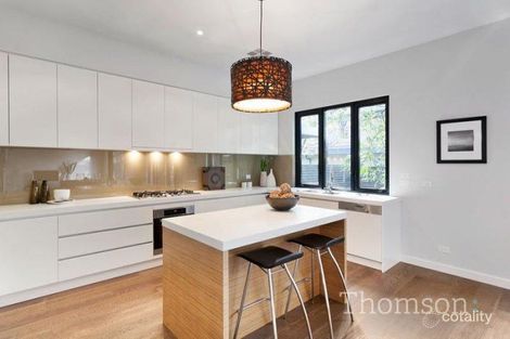 Property photo of 2/24 Ferncroft Avenue Malvern East VIC 3145