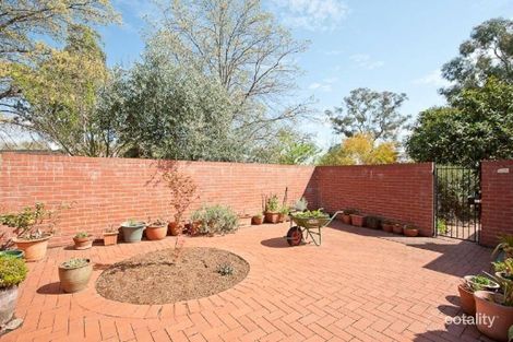 Property photo of 66 Boolimba Crescent Narrabundah ACT 2604