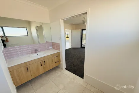 Property photo of 17 Keel Street Burrum Heads QLD 4659